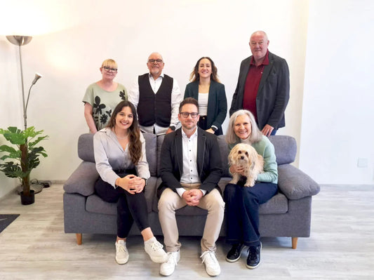 petWALK Teamfoto mit allen Mitarbeitern